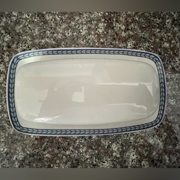 ONEIDA Fine Porcelain Butter 🧈 Dish - Picture 5 of 11